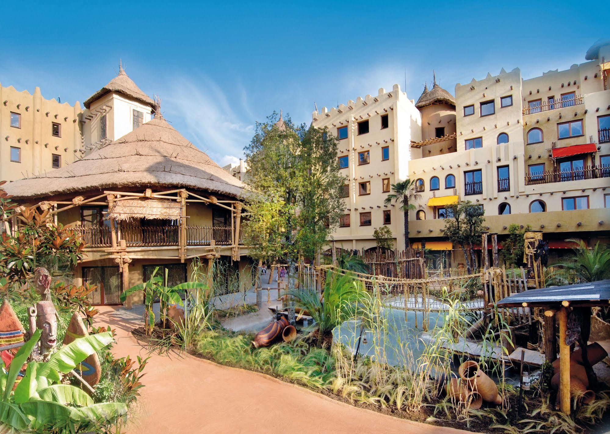 Hotel Matamba, Phantasialand Erlebnishotel Bruehl  Exterior photo